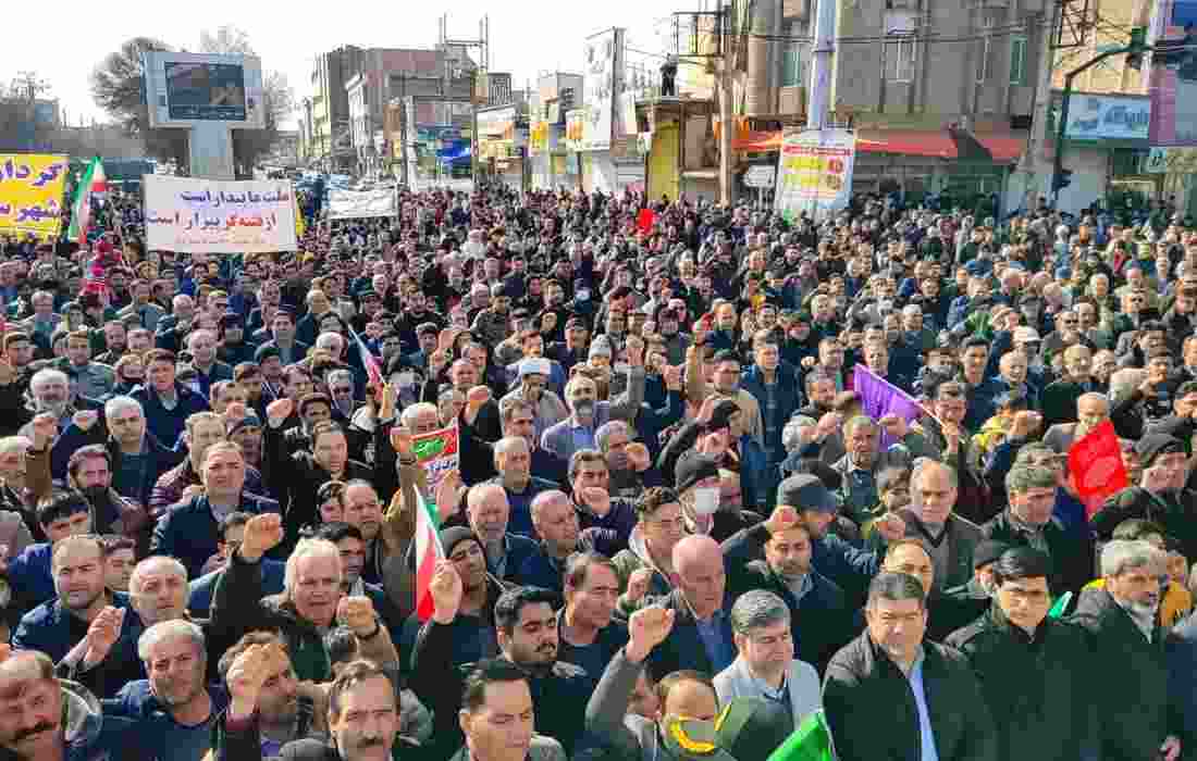  مردم شهرستان مرزی پارس آباد راه تجدید میثاق با آرمان شهدا را پیمودند