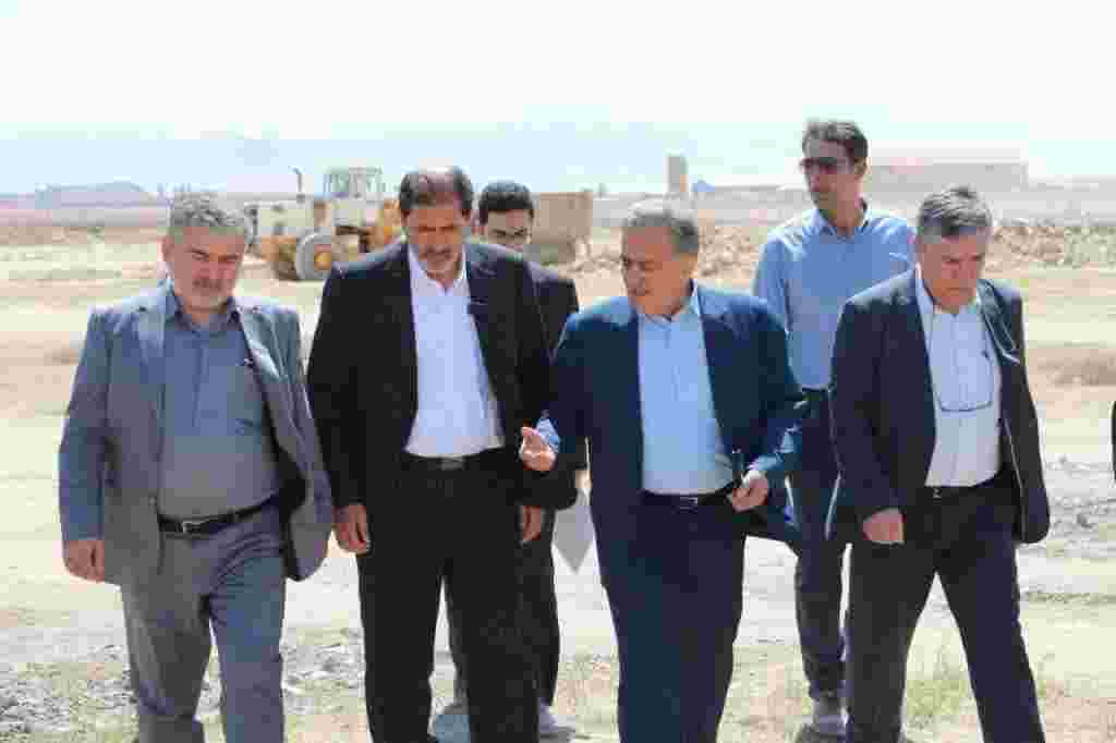 احداث مجتمع آهن‌فروشان و مرکز تجاری رُز اردبیل تسریع می‌شود